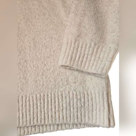 CUPCAKES & CASHMERE Soft Sweater With Boston Terrier And Pink Scarf. Size Large - Picture 3 of 8